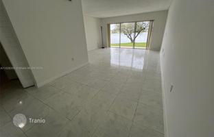 1-bedroom apartments in condo 107 m² in Miami for $285,000