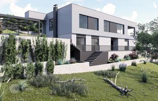 Land plot 893 m² in Raša for 295,000 €