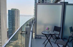 5-bedroom apartment in York Street for C$841,000