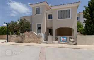 1 new villa in residential complex in Latchi for From 986,000 €