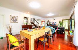 4-bedroom cottage in Khlong Toei for $3,060 per week