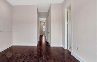 4-bedroom house 230 m² in Doral for $1,290,000