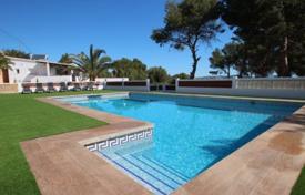 Houses for sale in Alicante. Elegant villa with sea views in Calp, Alicante, Costa Blanca Houses for sale in Alicante. Elegant villa with sea views in Calp, Alicante, Costa Blanca
