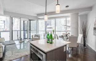 6-bedroom apartment in The Esplanade for C$1,076,000