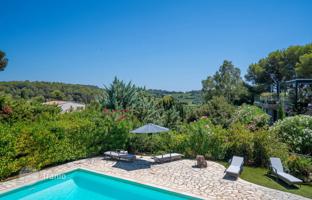6-bedroom villa in La Croix-Valmer for 1,590,000 €