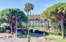 Apartment – Boulevard de la Croisette, Cannes, Côte d'Azur (French Riviera),  France for 2,590,000 €