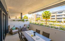 Apartment with terrace, 600 metres from the beach, Alicante, Spain for 359,000 €