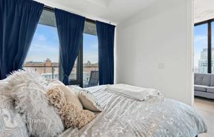 2-bedroom apartment in Ontario Street for C$962,000