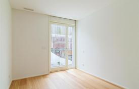 Comfortable apartment with a balcony in a prestigious area, Porto, Portugal for 395,000 €