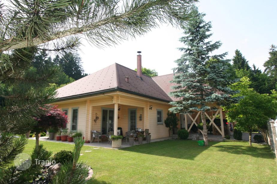 Villa for sale in Ljubljana, Slovenia — listing 1831680