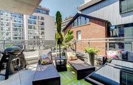 Apartment – Wellington Street West, Old Toronto, Toronto,  Ontario,   Canada for C$804,000