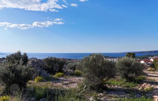 Land plot 777 m² in Krk for 466,000 €