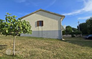 5-bedroom house 230 m² in Barban for 350,000 €