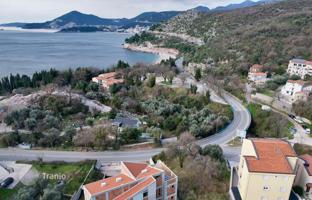 Land plot 808 m² in Budva for 610,000 €