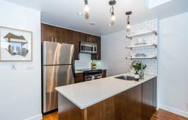 Apartment – Mutual Street, Old Toronto, Toronto,  Ontario,   Canada for C$896,000
