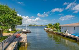 Development land – Miami Beach, Florida, USA for $2,750,000