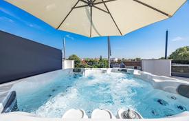 ISTRIA, POREČ — Luxurious apartment in a new building for 330,000 €