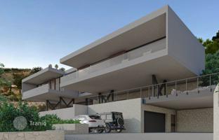 3-bedroom villa 1,450 m² in Marbella for 3,165,000 €