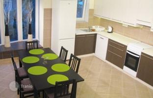 5-room townhouse 174 m² in Debrecen for 445,000 €