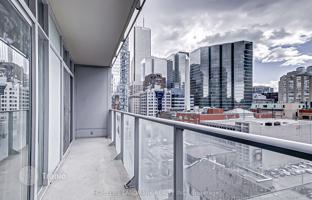4-bedroom apartment in Nelson Street for C$774,000