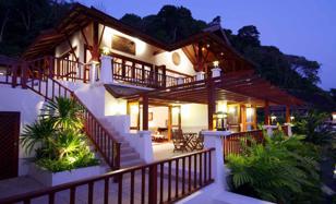 4-bedroom villa 467 m² in Patong for $1,550,000