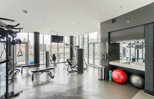 5-bedroom apartment in Old Toronto for C$1,232,000
