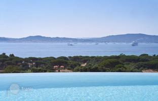 5-bedroom villa in Grimaud. Price on request
