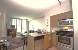 4-bedroom apartment in Fort York Boulevard for C$732,000