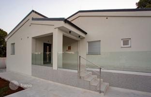 4-room house 147 m² in Kanfanar for 475,000 €