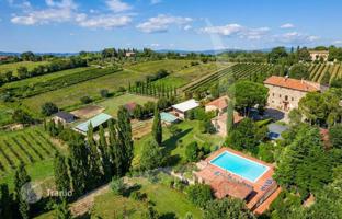 10-bedroom apartment 1,200 m² in Tuoro Sul Trasimeno for 2,200,000 €