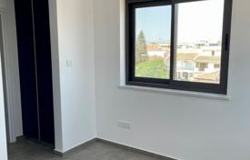 Top floor apartment with roof garden in Livadia for 300,000 €