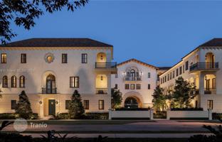 2-bedroom apartments in condo 181 m² in Coral Gables for $2,038,000