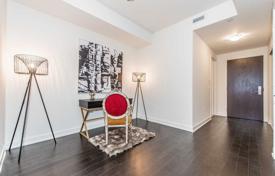 Apartment – Richmond Street West, Old Toronto, Toronto,  Ontario,   Canada for C$951,000
