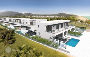 New complex of villas with swimming pools on the first sea line, Gerani, Greece for From 850,000 €