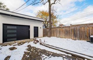 9-bedroom house in York for C$2,045,000