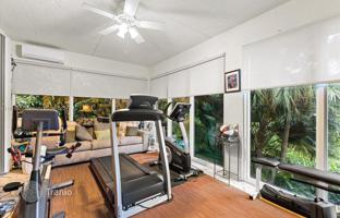 3-bedroom house 466 m² in Miami for $3,399,000