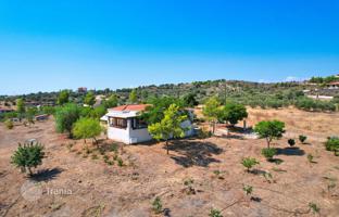 Two-storey furnished house with a large garden in Ermioni, Peloponnese, Greece for 420,000 €