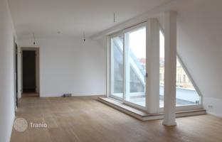 New three-room penthouse in Friedrichshain-Kreuzberg, Berlin, Germany for 1,250,000 €