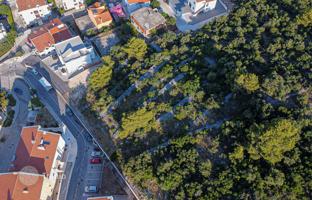 Land plot 1,027 m² in Trogir for 430,000 €