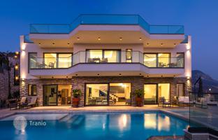 6-bedroom villa 350 m² in Kalkan for 92,008,000 TRY