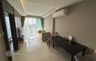 One-bedroom apartment in a comfortable residence with swimming pools and gardens, 550 meters from Bang Tao Beach, Phuket, Thailand. Price on request
