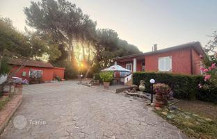 5-bedroom villa 300 m² in Scarlino for 1,200,000 €