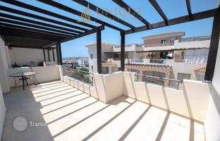 2-bedroom apartment 82 m² in Chloraka for 250,000 €