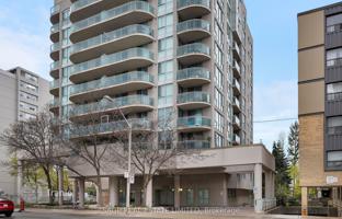 4-bedroom apartment in Eglinton Avenue East for C$786,000