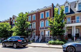 Terraced house – North York, Toronto, Ontario,  Canada for C$1,330,000