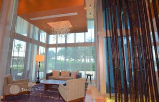 2-bedroom apartments in condo 120 m² in Miami Beach for $2,295,000