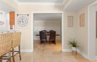 2-bedroom apartments in condo 136 m² in Miami for $525,000