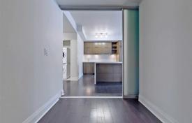 Apartment – Bay Street, Old Toronto, Toronto,  Ontario,   Canada for C$1,034,000