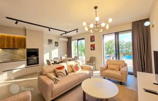 4-bedroom villa 295 m² in Blizikuće for 640,000 €