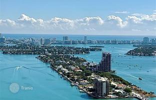 2-bedroom apartments in condo 97 m² in Edgewater (Florida) for $699,000